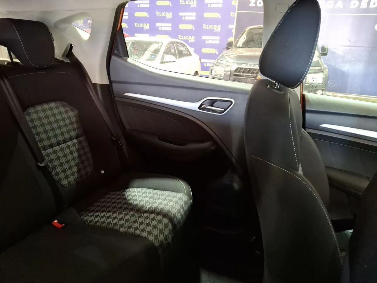 MG Mg Zs 1.5 Std 4x2 Mt 5p año 2023