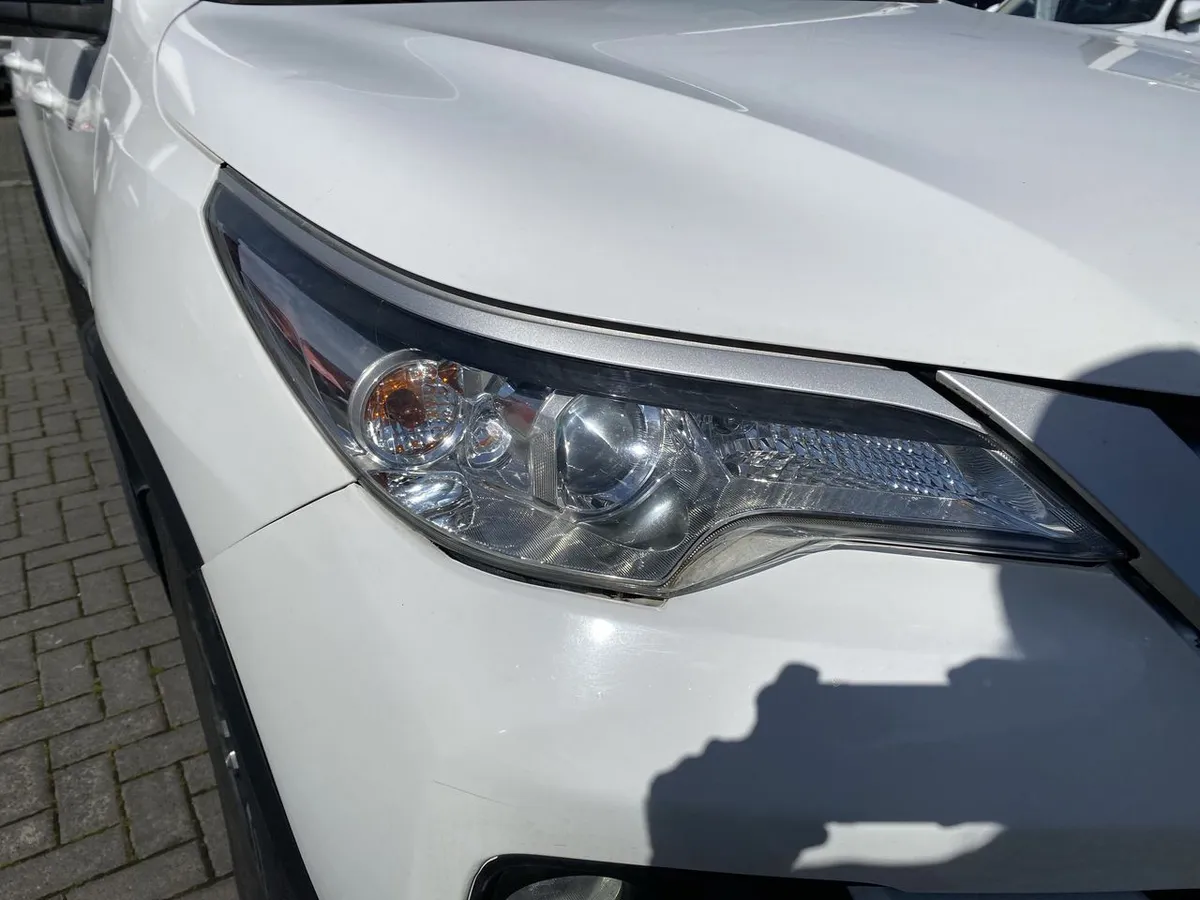Toyota Fortunner 2.8 Sr5 Tdi Diesel 4x4 At 5p año 2018