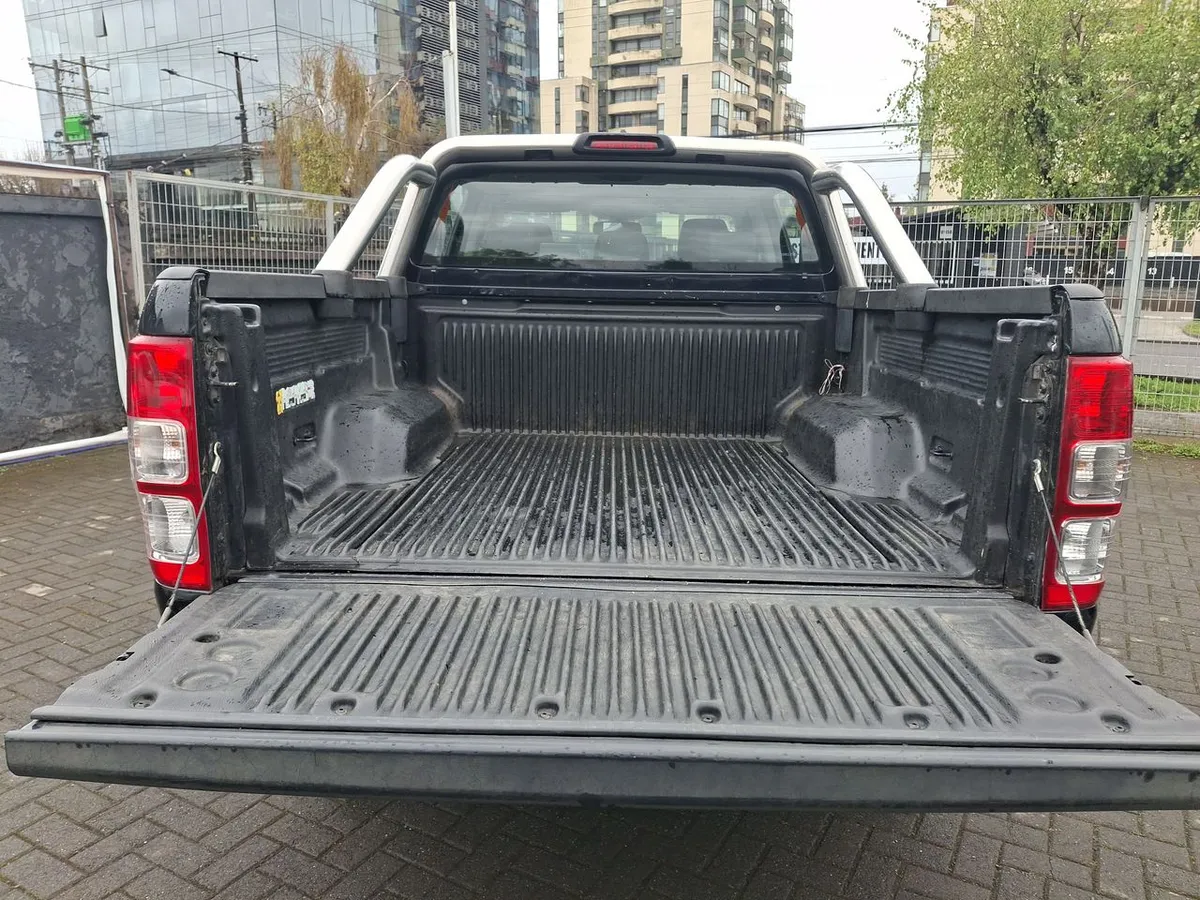 Ford Ranger 3.2 Xlt 4x4 Diesel Dob. Cab. Mt 4p año 2022