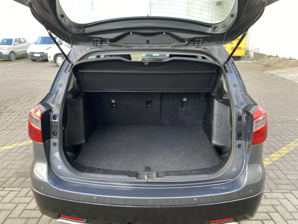 Suzuki S-Cross 1.6 Gl 4x2 Mt 5p año 2022