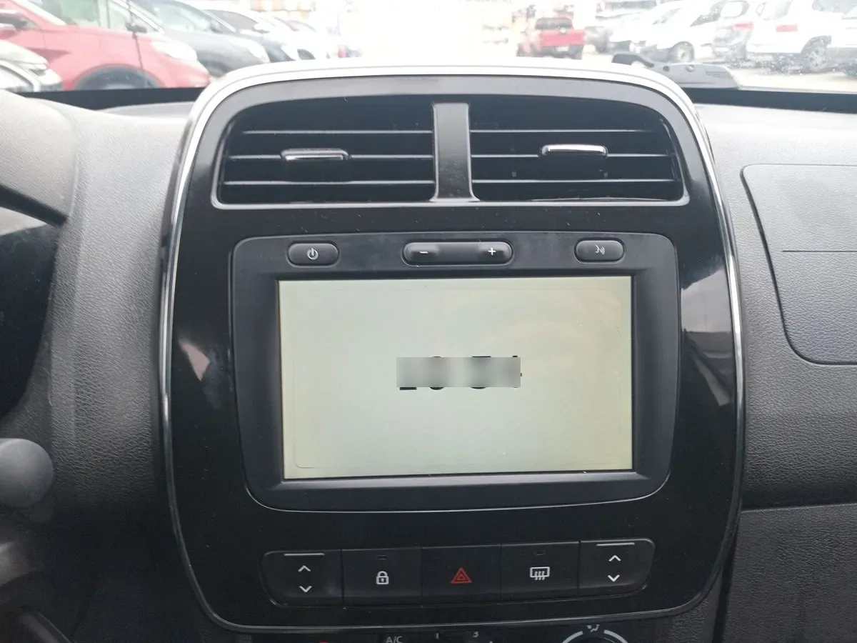 Renault Kwid 1.0 Zen 4x2 Hb Mt 5p año 2022