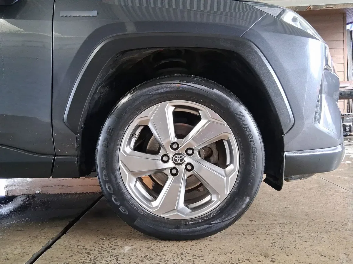 Toyota Rav 4 2.5 Limited Hybrid Hv 4x4 Cvt At 5p año 2021