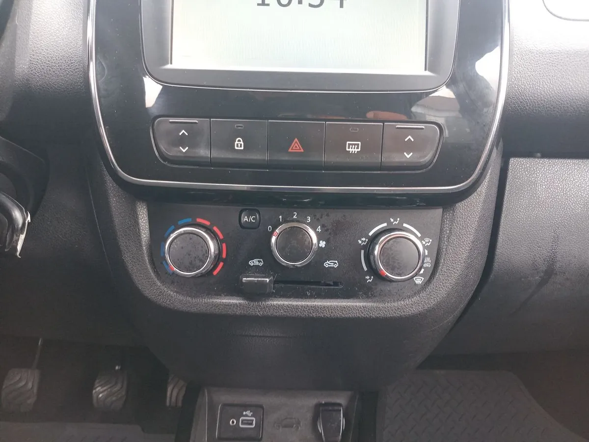 Renault Kwid 1.0 Zen 4x2 Hb Mt 5p año 2022