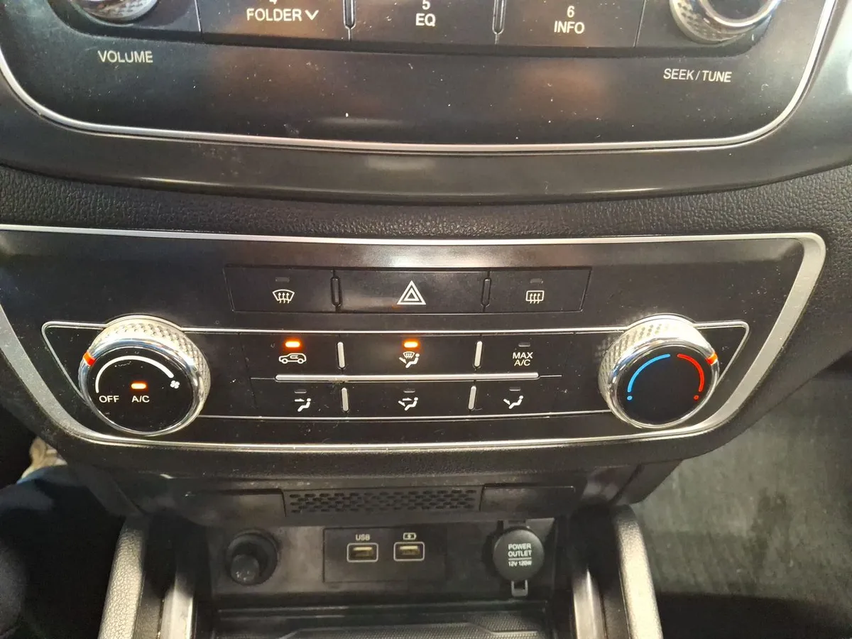 Ssangyong Musso 2.2 Grand Glx Td Diesel 2wd Mt6 4p año 2022