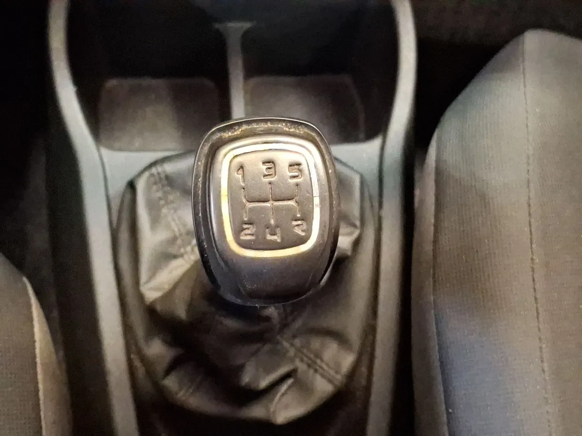 Fiat Uno 1.4 Way Evo 4x2 Ac Mt 5p año 2016