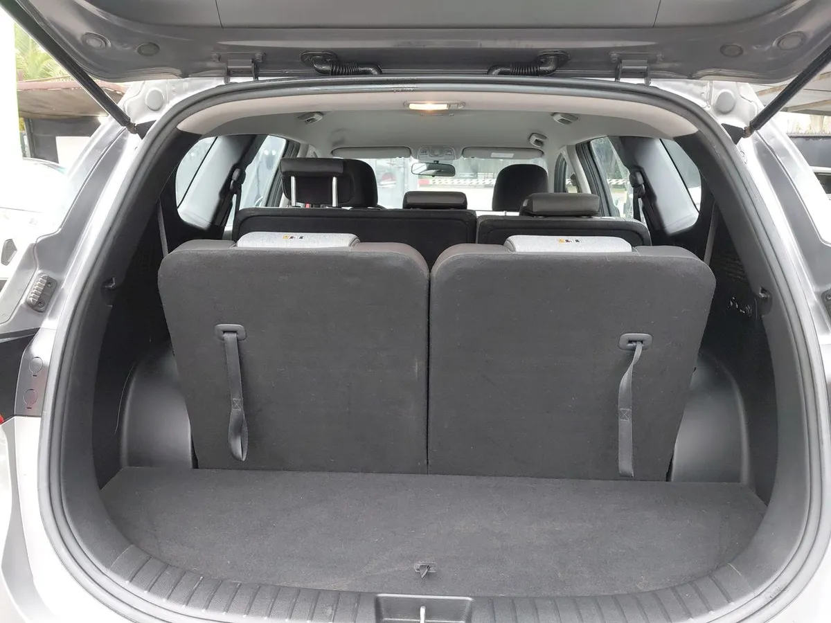 Hyundai Santa Fe 2.4 Plus 4x2 At 5p año 2020