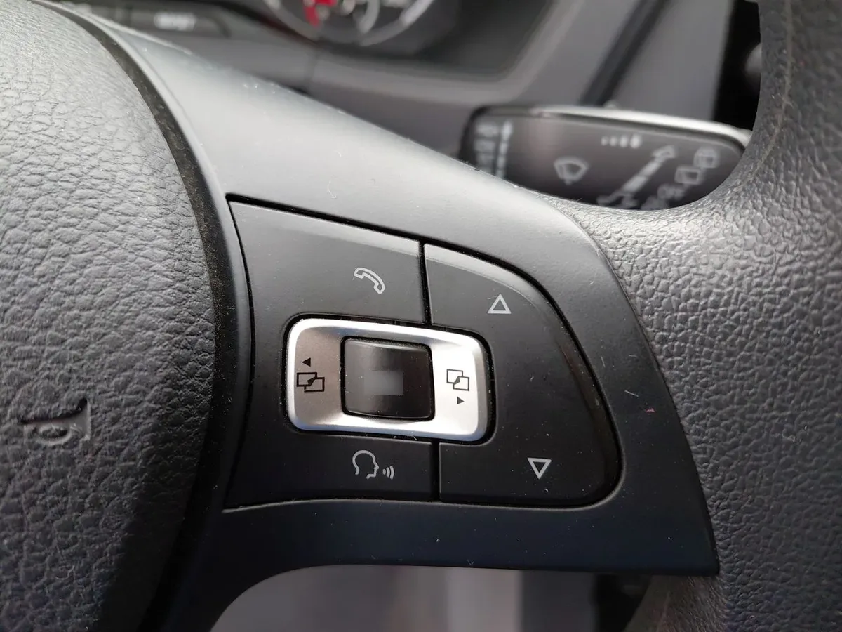 Volkswagen T-Cross 1.6 Msi Trendline 4x2 Mt5 5p año 2021