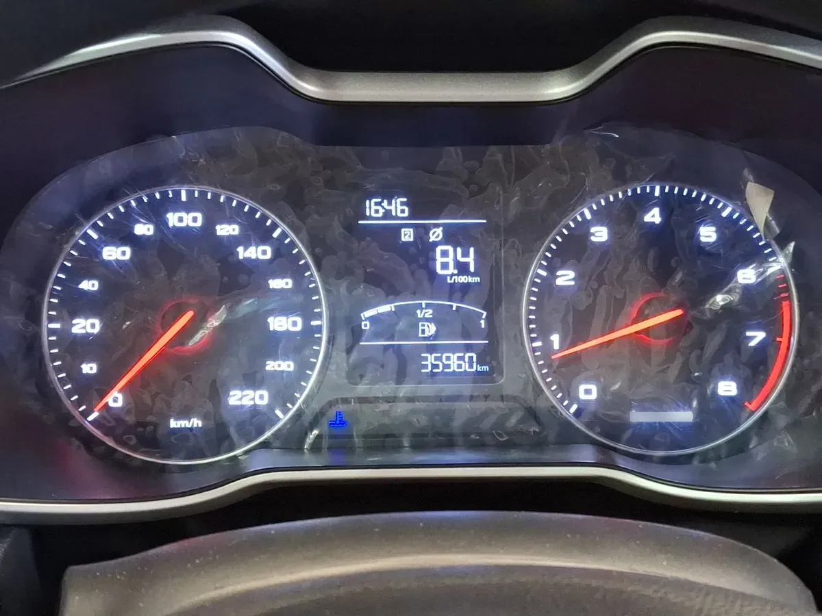 MG Mg Zs 1.5 Std 4x2 Mt 5p año 2023