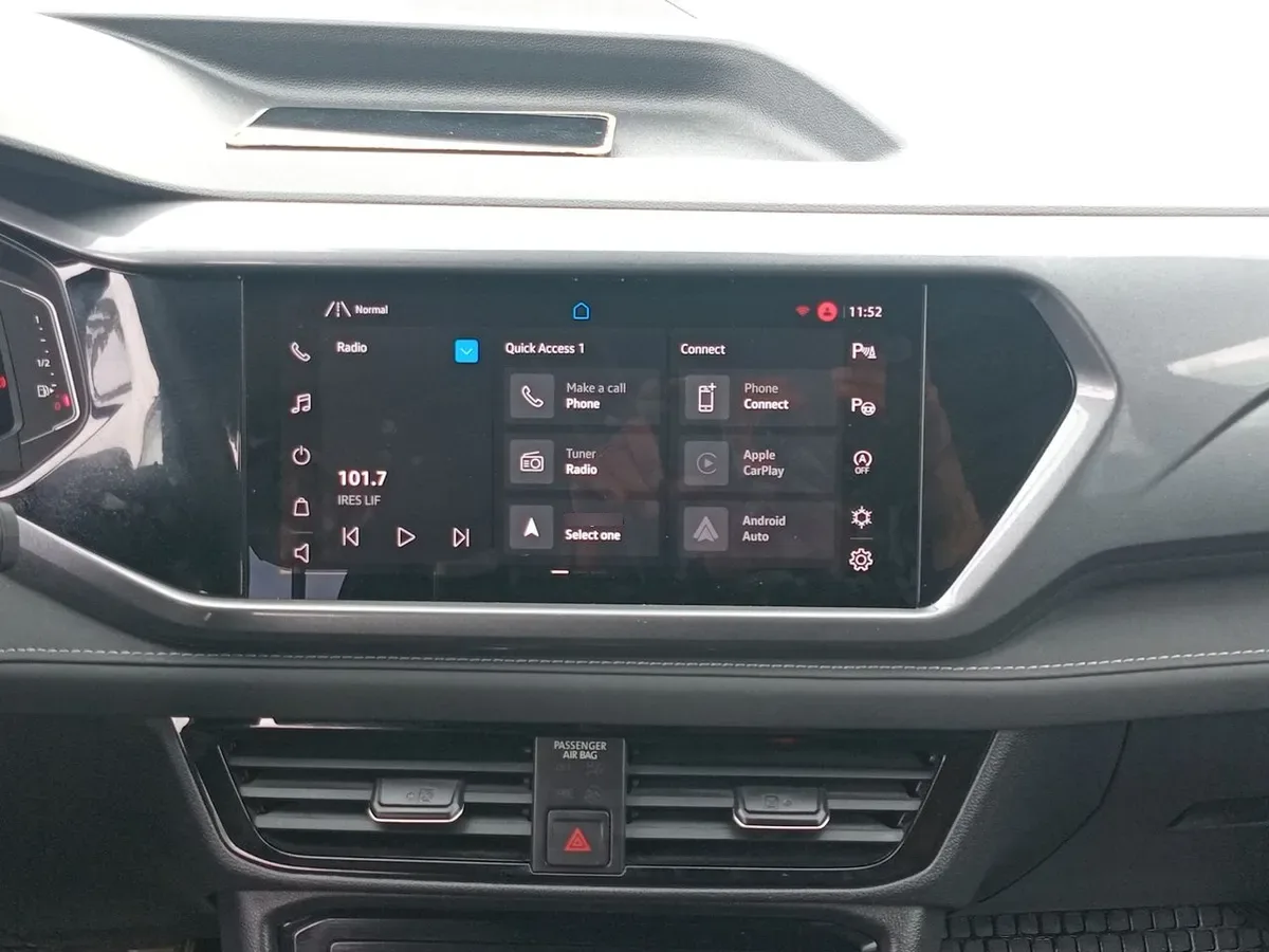Volkswagen Taos 1.4 Tsi Highline 4x2 At 5p año 2025