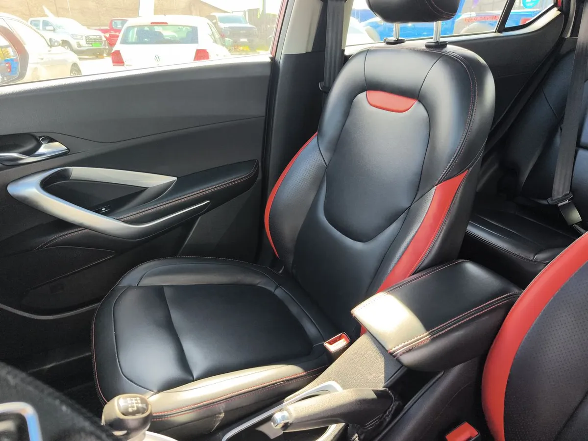 Chevrolet Groove 1.5 Premier 4x2 Mt 5p año 2022