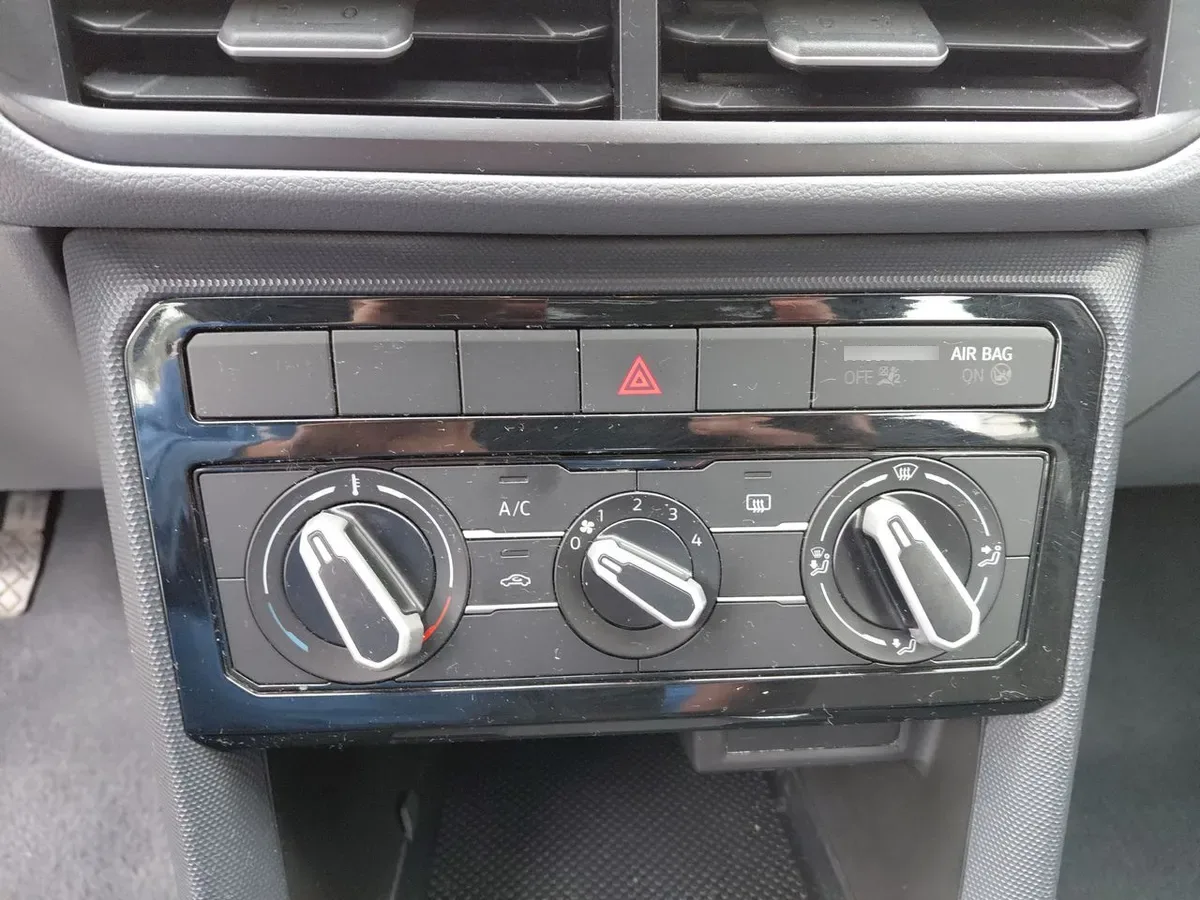 Volkswagen T-Cross 1.6 Msi Trendline 4x2 Mt5 5p año 2021