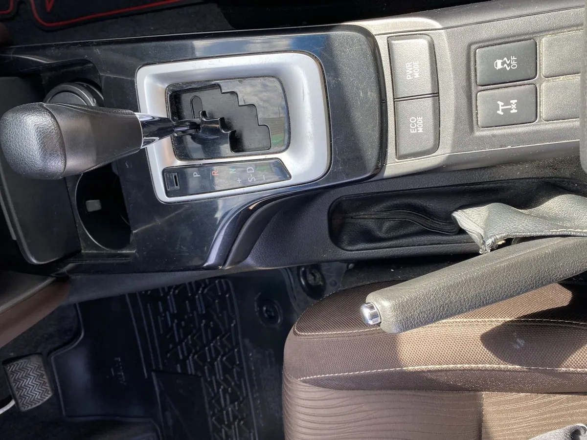 Toyota Fortunner 2.8 Sr5 Tdi Diesel 4x4 At 5p año 2018