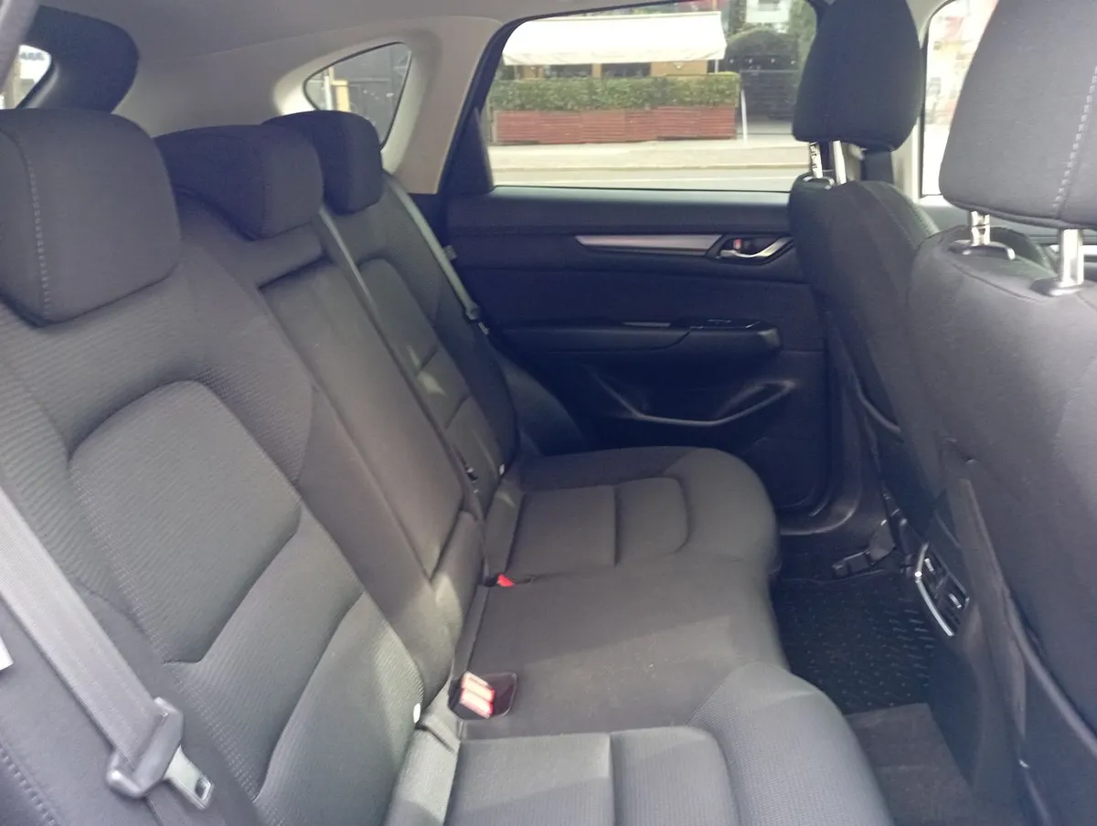 Mazda Cx-5 2.0 Core 2wd At 5p año 2023