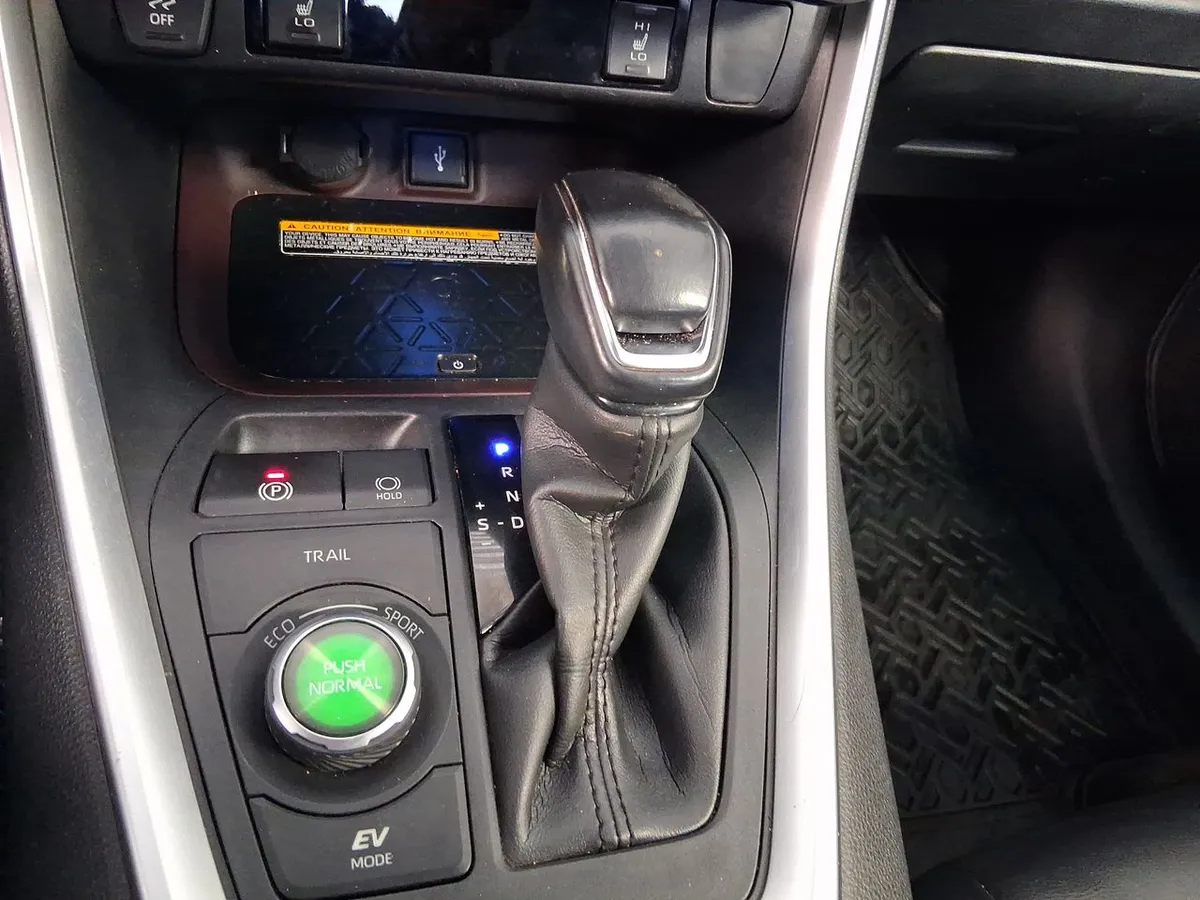 Toyota Rav 4 2.5 Limited Hybrid Hv 4x4 Cvt At 5p año 2021