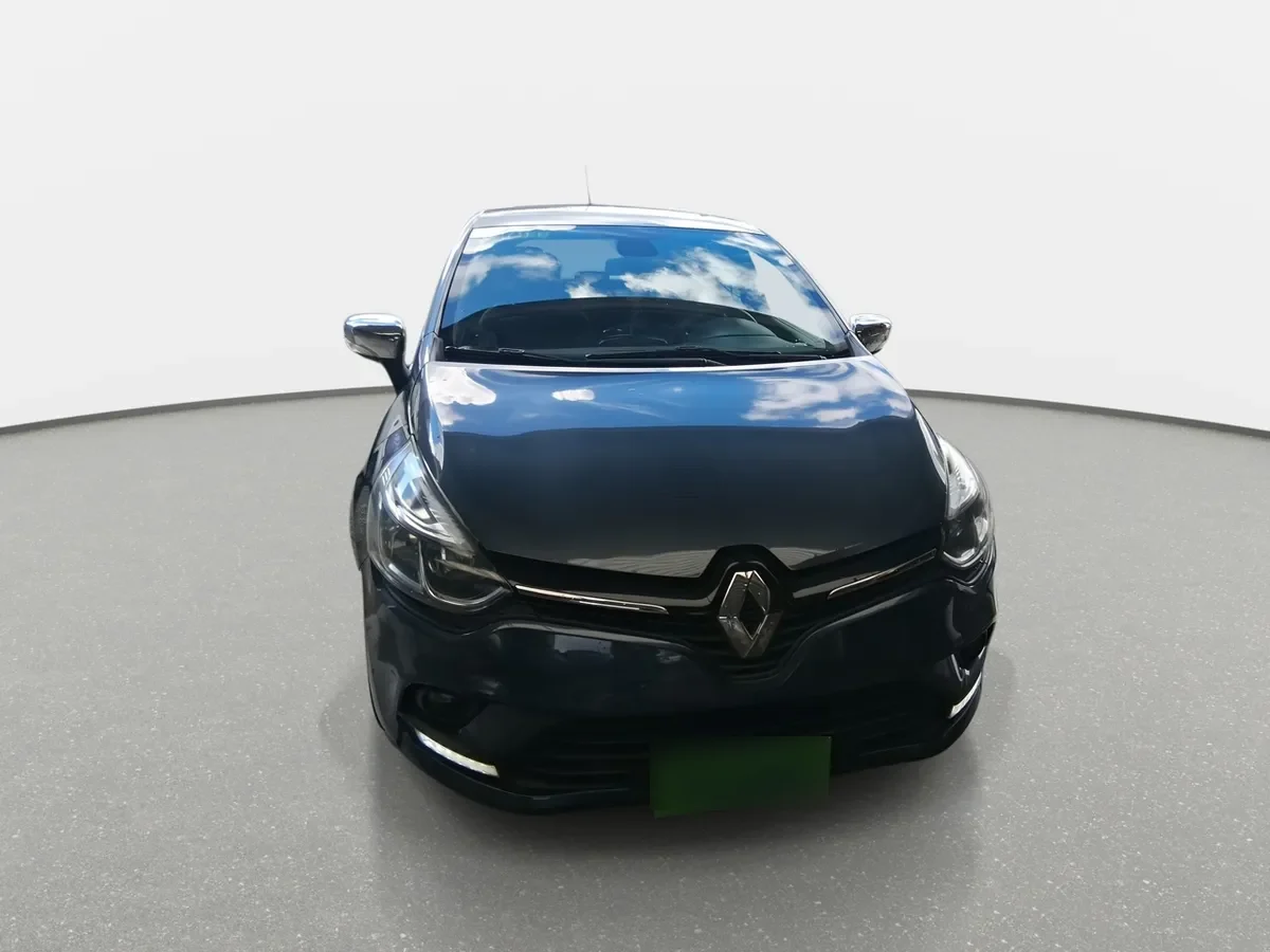 Renault Clio 1.2 Expression 4x2 Hb Mt 5p año 2020