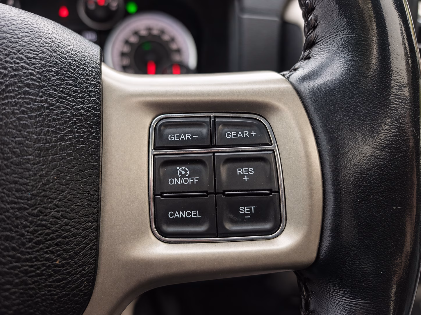 Ram 1500 Laramie Sport Crew año 2020