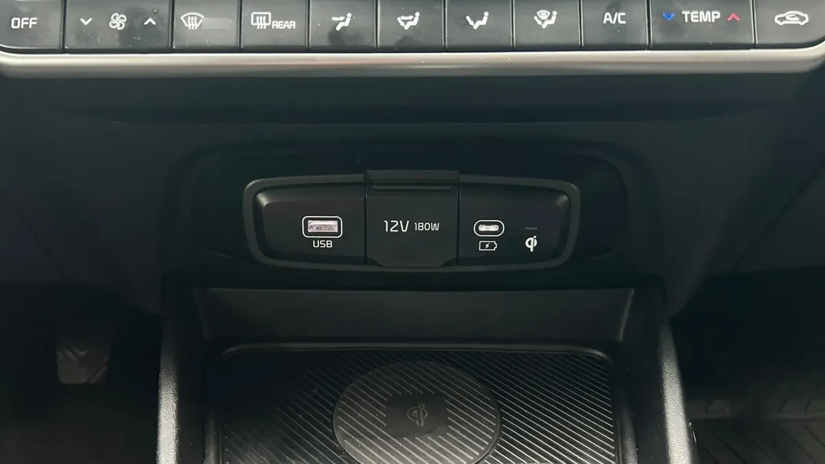 Kia K3 1.6 Ex 4x2 Mt 4p año 2025