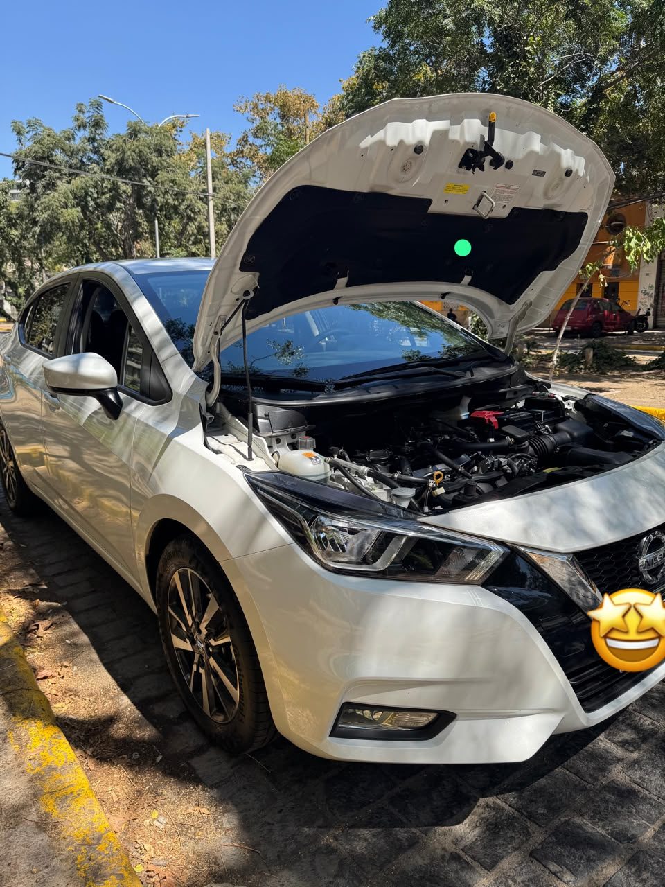 NISSAN VERSA 1.6 V-Drive Mt año 2022
