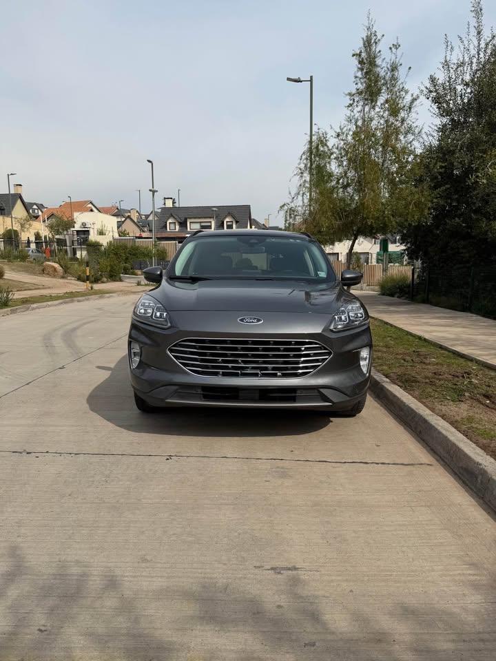 FORD ESCAPE 2.0 Titanium Ecoboost At 4x4 año 2022