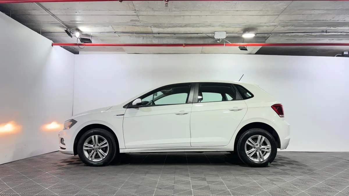 Volkswagen Polo 1.6 Comfortline Mt año 2023