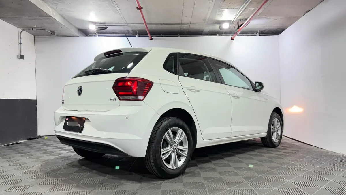 Volkswagen Polo 1.6 Comfortline Mt año 2023