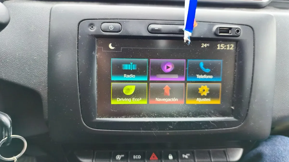 RENAULT DUSTER 1.6 Zen Mt año 2022