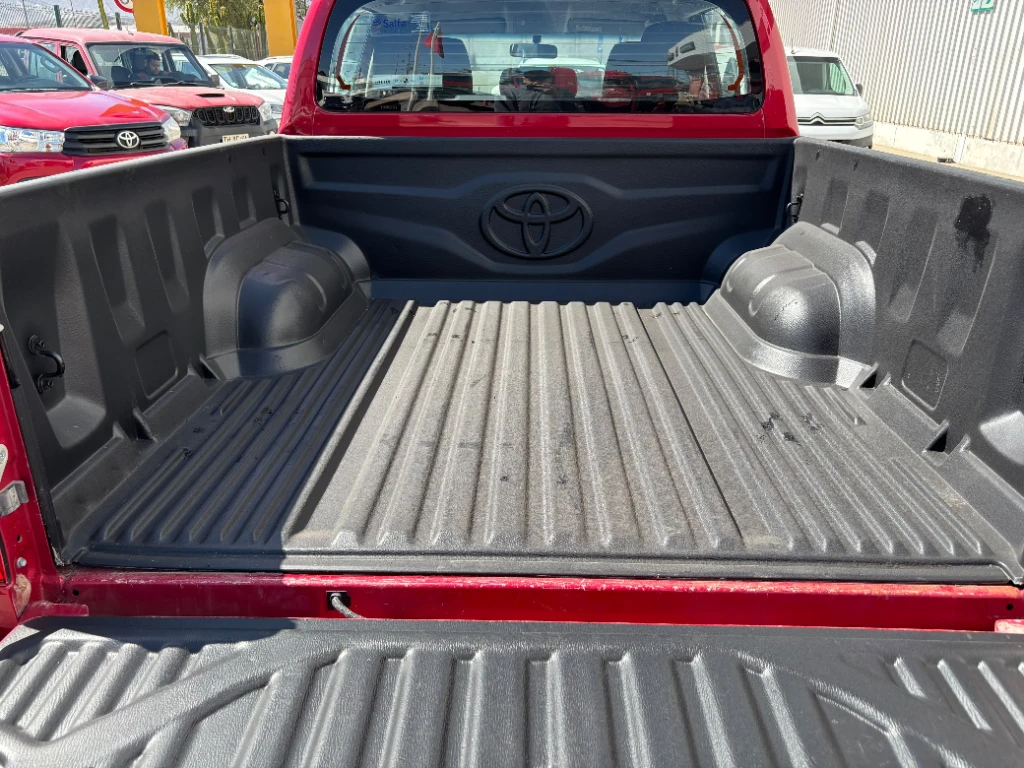 Toyota Hilux Dc 4x4 2.4 D Dx Mt año 2024