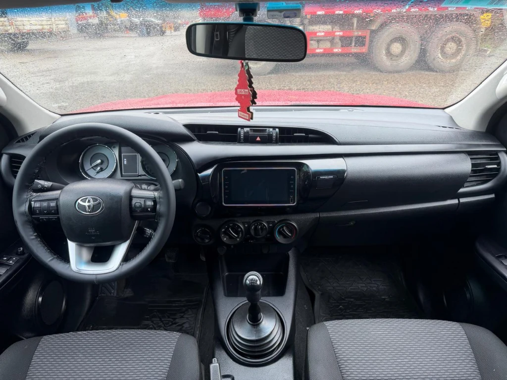 Toyota Hilux Hilux Dc 4x4 2.4 D Dx Mt año 2024