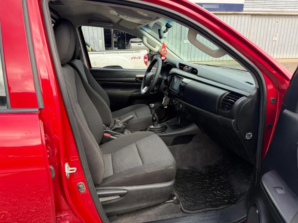 Toyota Hilux Hilux Dc 4x4 2.4 D Dx Mt año 2024