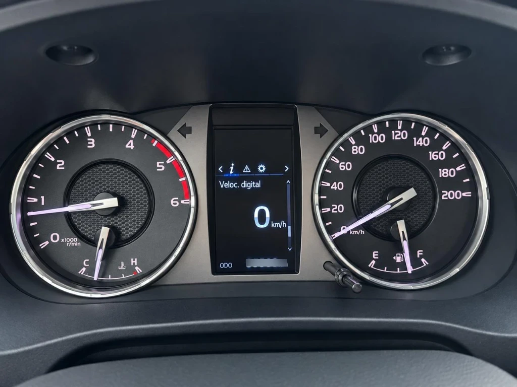 Toyota Hilux Hilux Dc 4x4 2.4 D Dx Mt año 2024