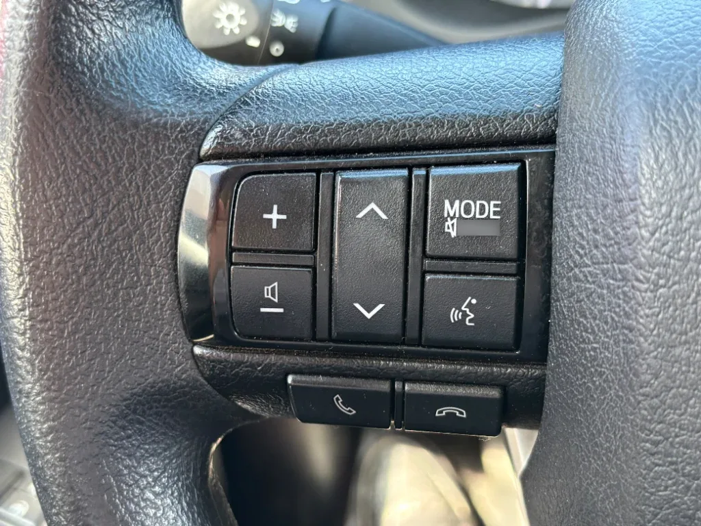 Toyota Hilux Dc 4x4 2.4 D Dx Mt año 2024