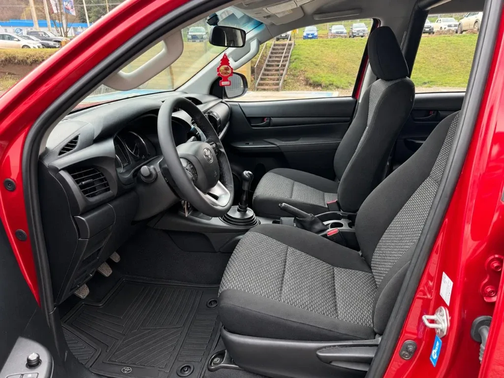 Toyota Hilux Hilux Dc 4x4 2.4 D Dx Mt año 2024