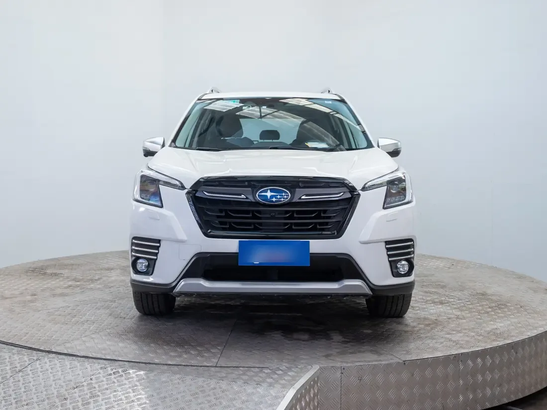 Subaru Forester 2.5 Awd Limited Eyesight Gardx At 4x4 año 2024