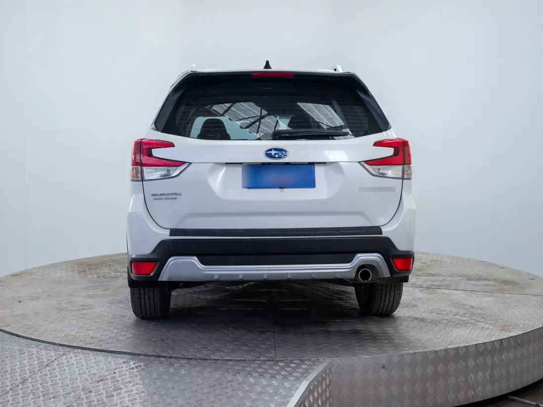 Subaru Forester 2.5 Awd Limited Eyesight Gardx At 4x4 año 2024