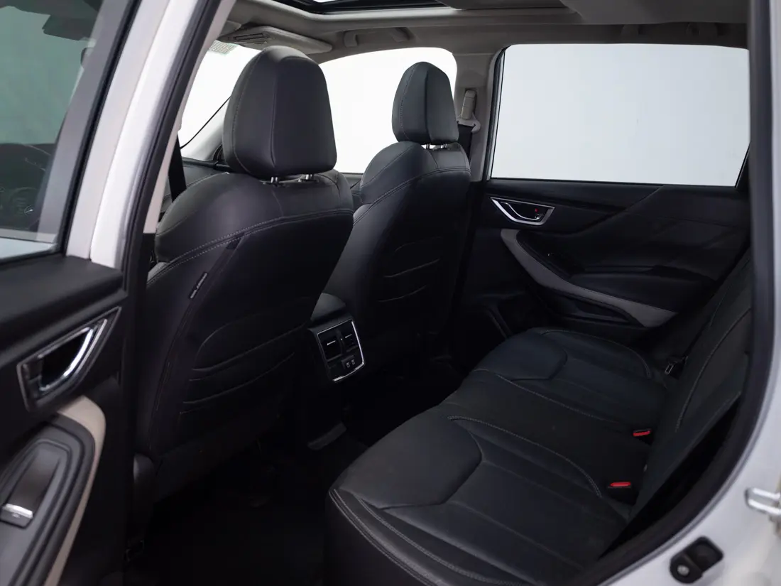 Subaru Forester 2.5 Awd Limited Eyesight Gardx At 4x4 año 2024