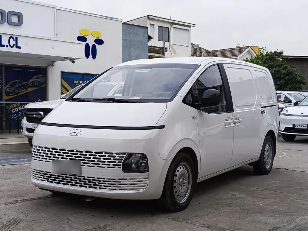 Hyundai Staria 2.2 Furgón año 2023
