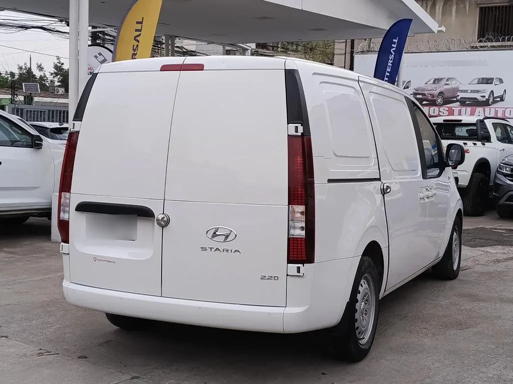 Hyundai Staria 2.2 Furgón año 2023