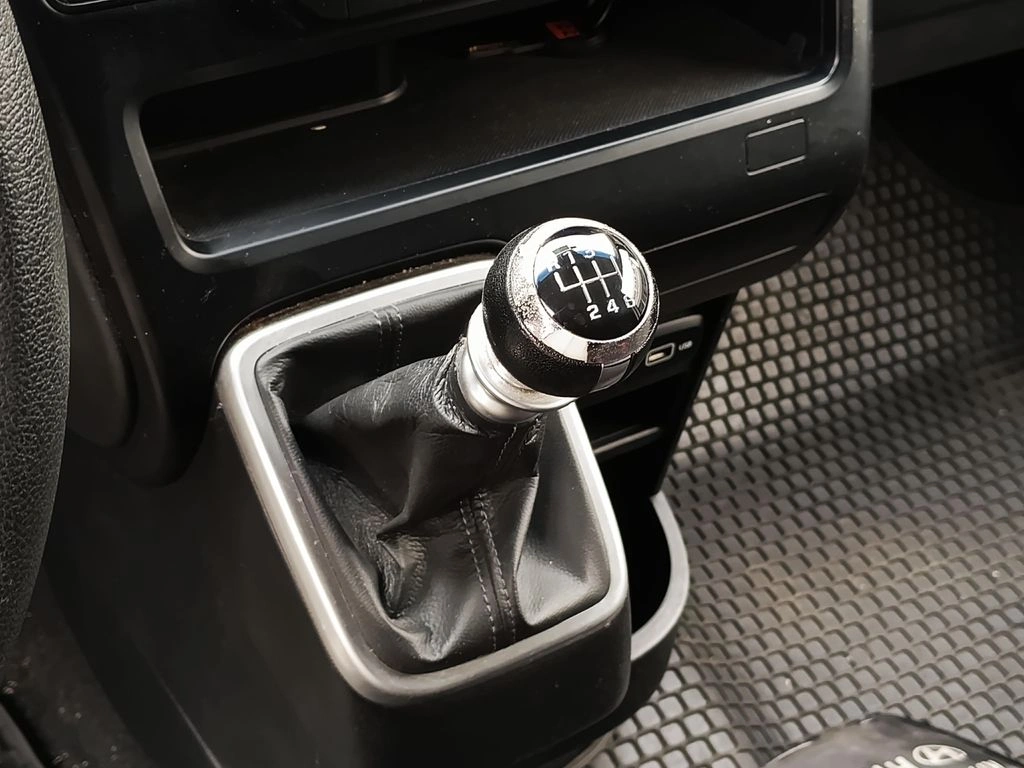 Hyundai Staria 2.2 Furgón año 2023
