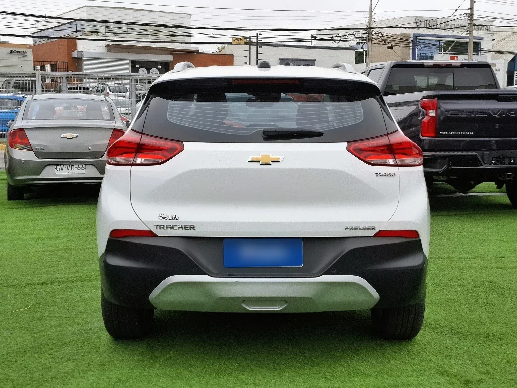 Chevrolet Tracker 1.2t Premier Fwd At 5p año 2022