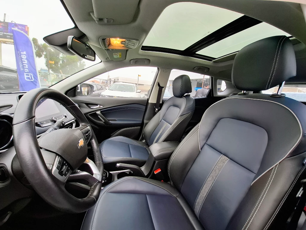 Chevrolet Tracker 1.2t Premier Fwd At 5p año 2022