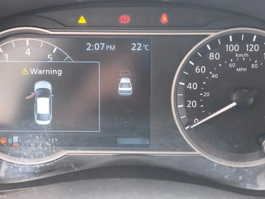 Nissan Versa 1.6 Advance 4x2 Mt 4p año 2024