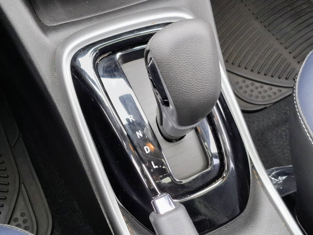 Chevrolet Tracker 1.2t Premier Fwd At 5p año 2022