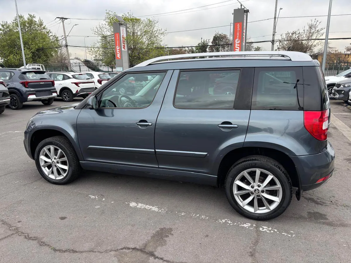 SKODA YETI 1.2 Tsi Fl Elegance Dsg7 At año 2015