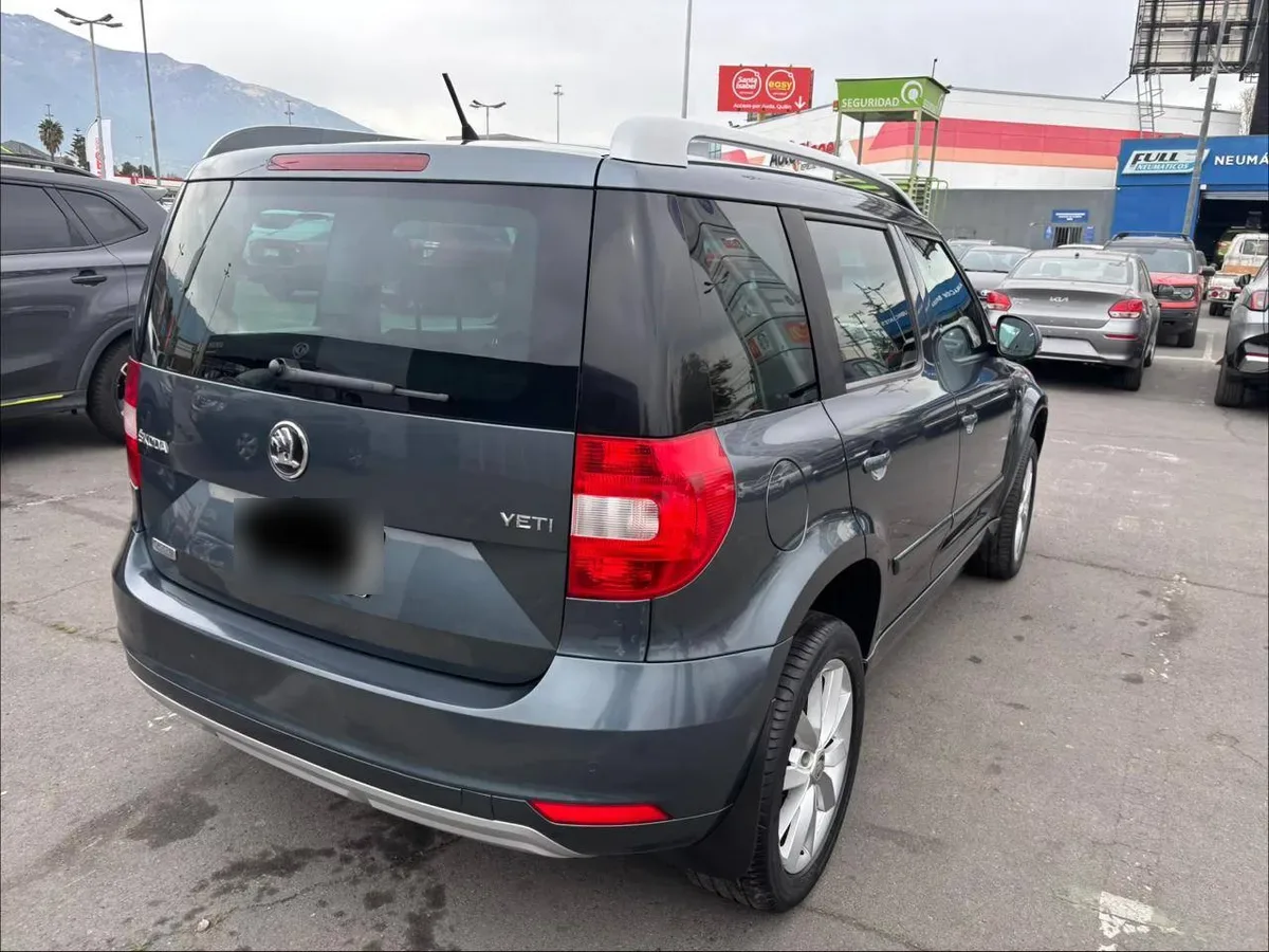 SKODA YETI 1.2 Tsi Fl Elegance Dsg7 At año 2015