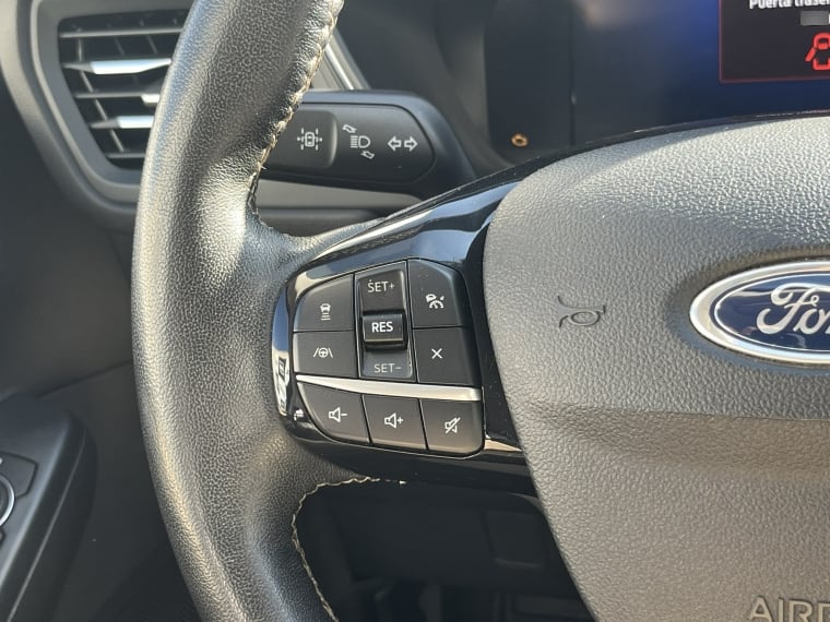Ford Escape 2.5 Titanium Hev At 4x4 Hibrido año 2023