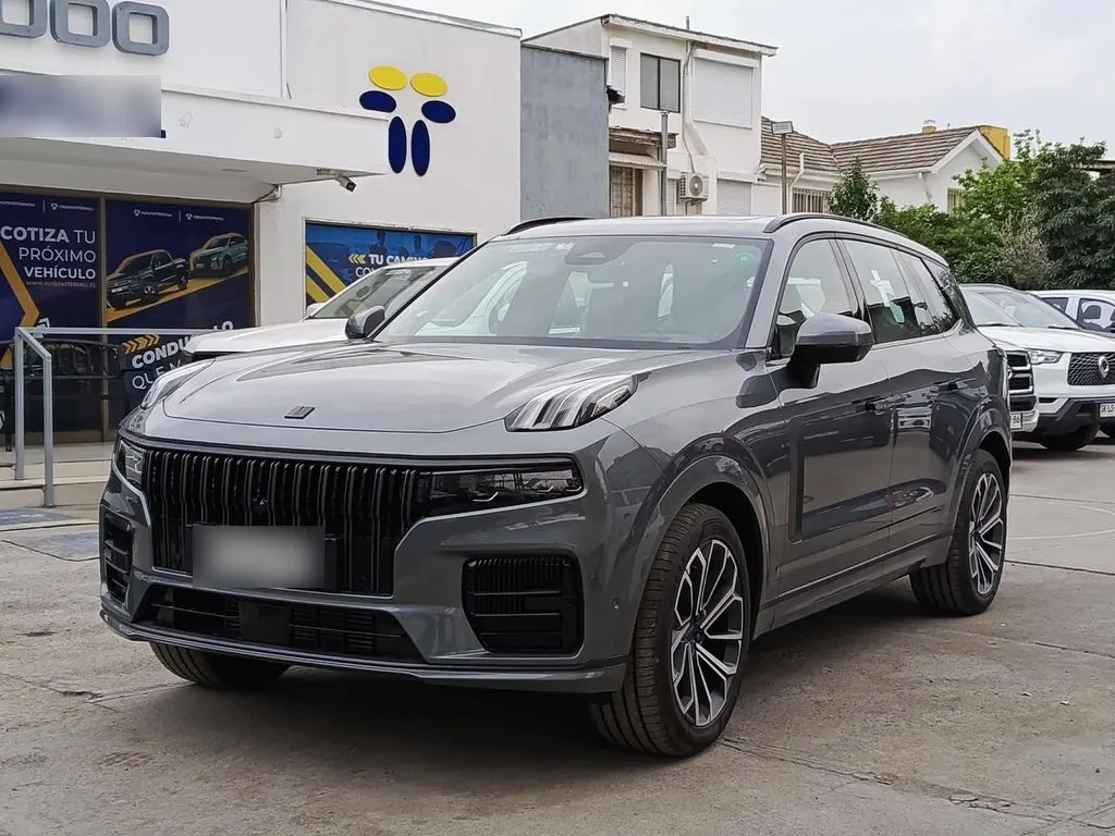 Lynk&Co 09 Halo año 2027