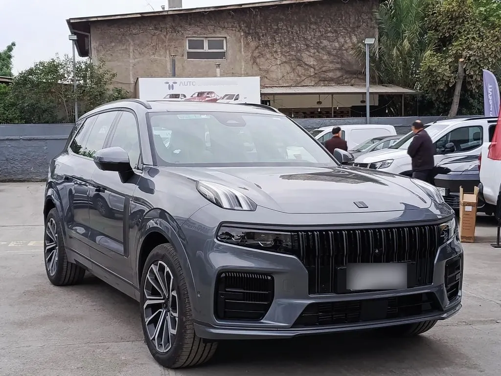 Lynk&Co 09 Halo año 2027