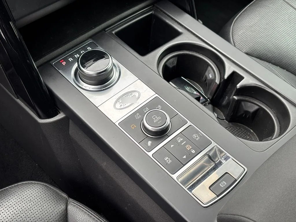 Land Rover Discovery Sport 2.0 4x4 Oi Se año 2020