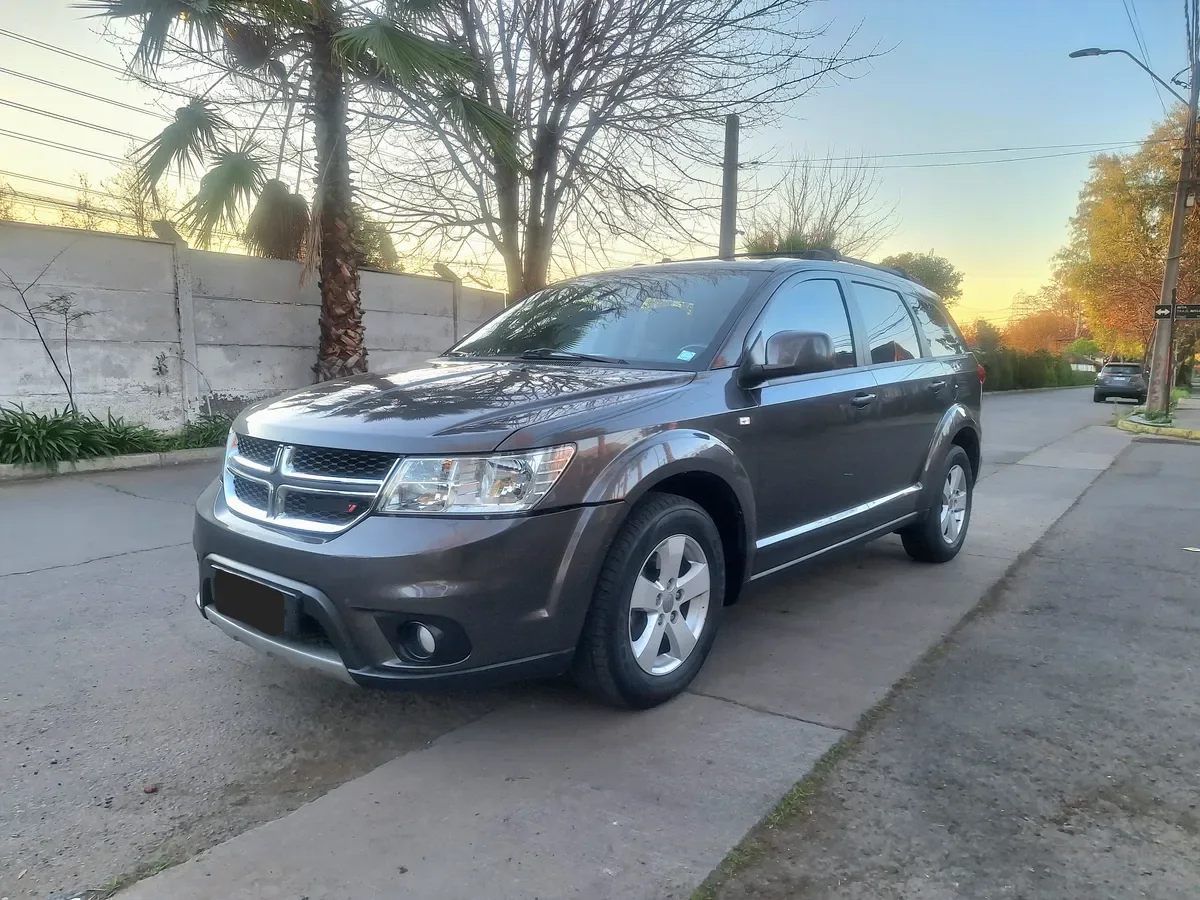 DODGE JOURNEY 2.4 Se At año 2015