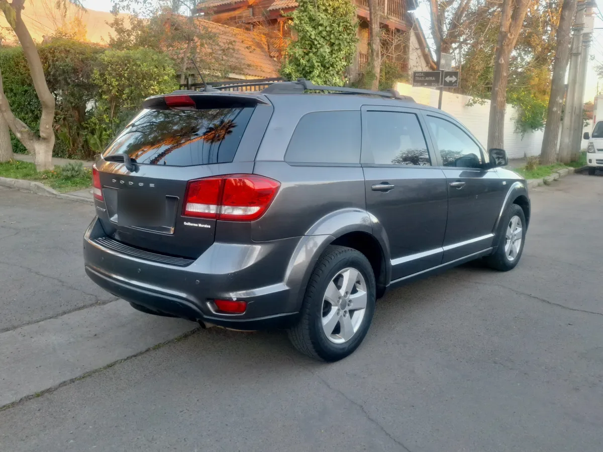 DODGE JOURNEY 2.4 Se At año 2015